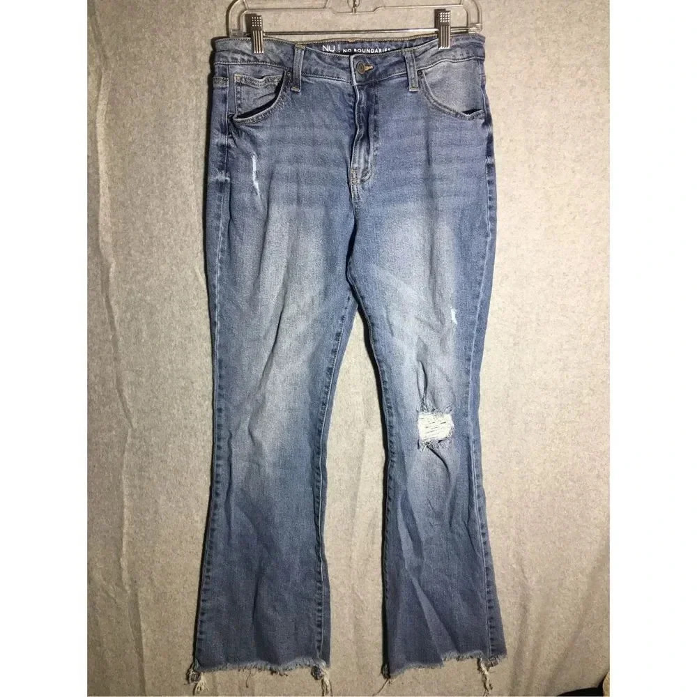 Lot of 2 No Boundaries Bootcut Jeans Light Wash Dark Wash Casual Cotton Cute - Picture 2 of 10
